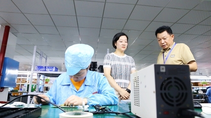 迪文科技 深耕人机交互技术，以创新服务引领行业未来